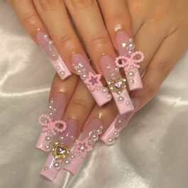 Women’s Love Diamond Bow Wear Nail Tip